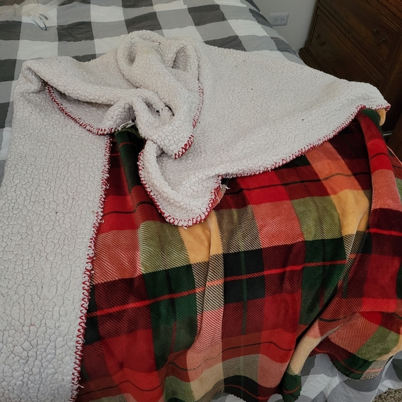 Fall Throw - Picture 3 of 3